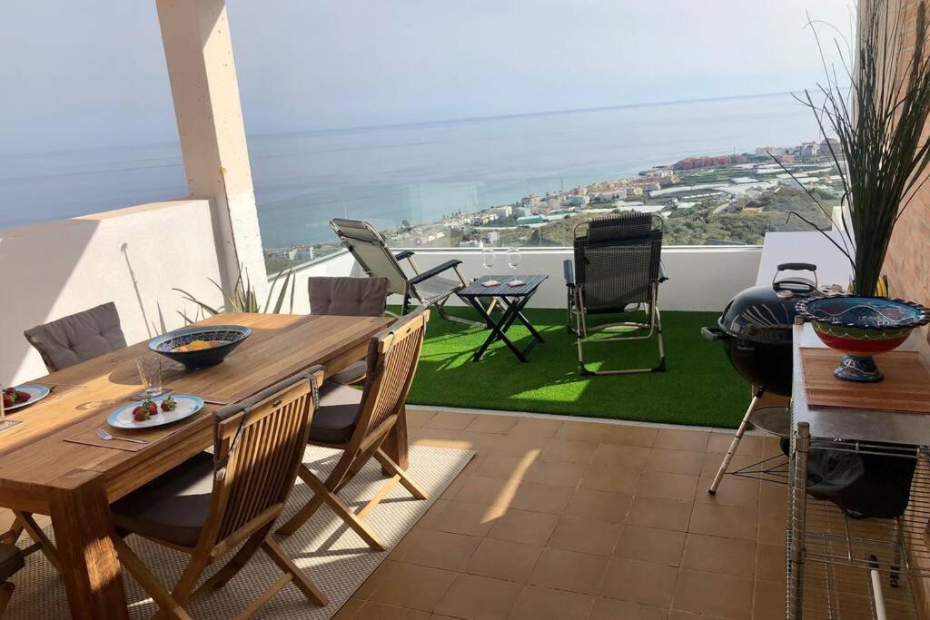 Casa Del Mar Apartment Torrox Bagian luar foto